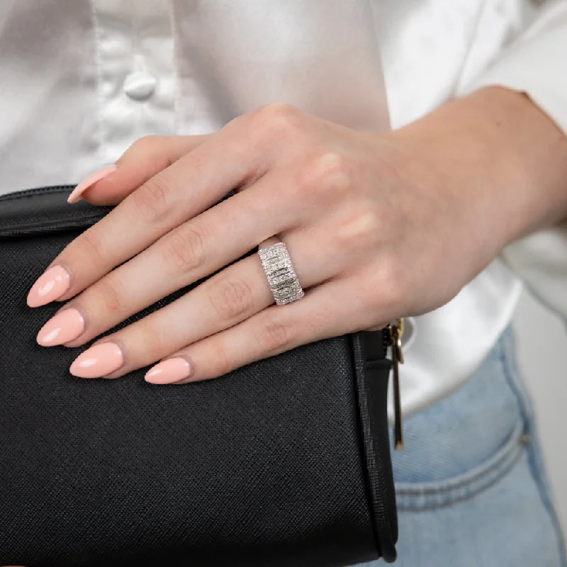 Sterling Silver 1/5 Carat Diamond Ring with Round Brilliant Cut and Baguette Diamonds