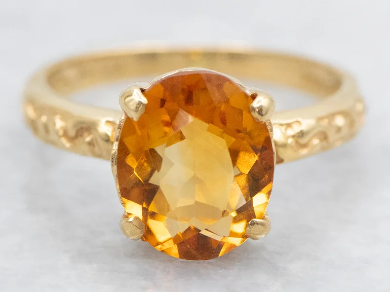 Citrine Solitaire Ring with 18-Karat Gold Pattern Shoulders