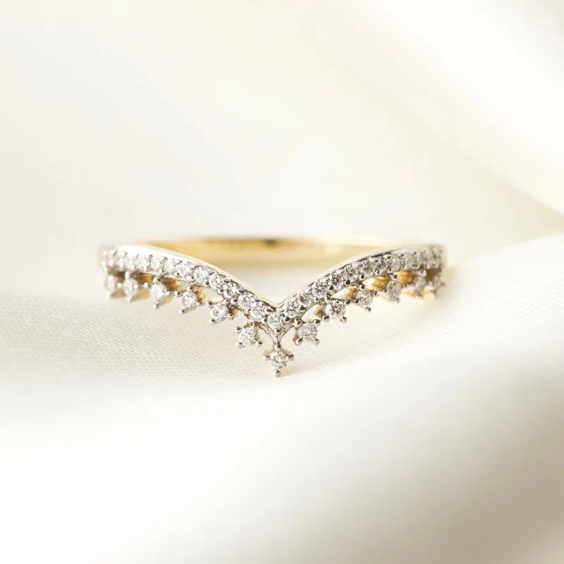 Tiara Diamond Band