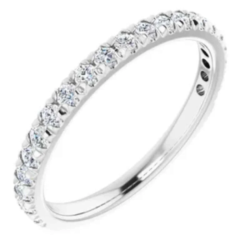 LYRA | Women's Wedding Ring | Diamond | French Set